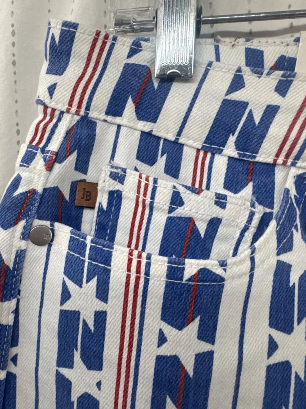 Judy Blue Women Short Sz XL Red/White/Blue Stars&Stripes Americana Patriotic NWT - Picture 5 of 16